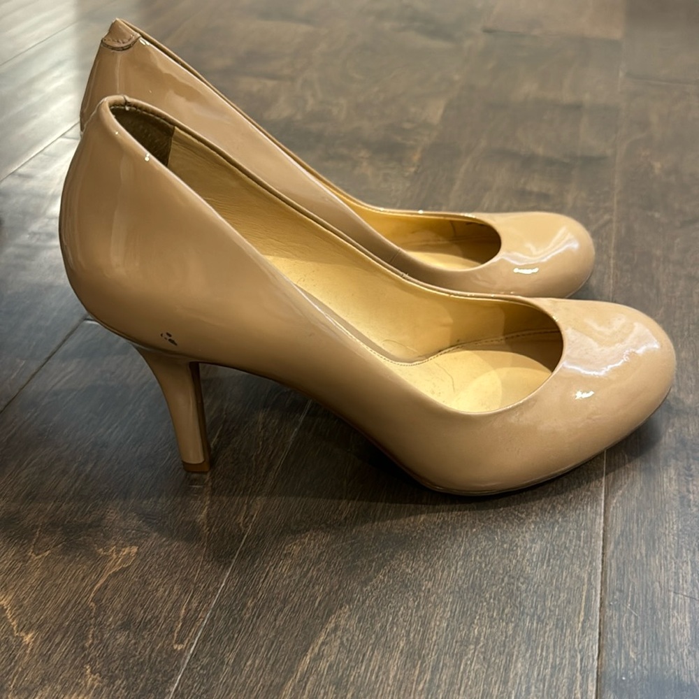 Tan Gianni bini